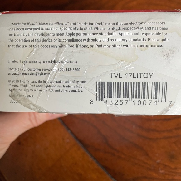 TYLT Travel Mobile Accessory Kit - Picture 4 of 4